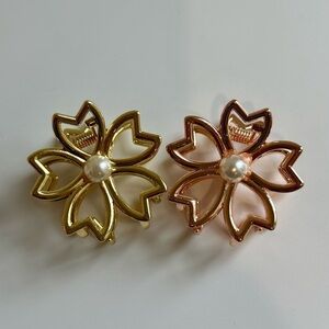 Flower Claw Hair Clips Metal Rose Gold Pearl Feminine Girly Coquette Elegant